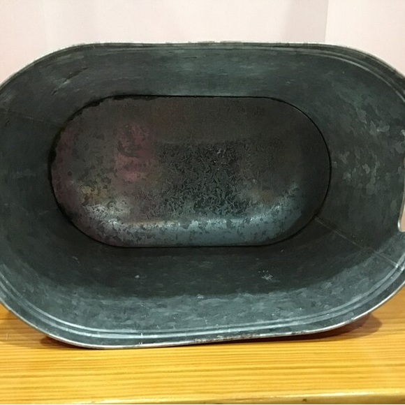 Coca Cola Beverage Tub, Ice Tub, Coca Cola Cooler, Galvanized Tub, Magazine🥤🧊❤️ - Picture 3 of 4